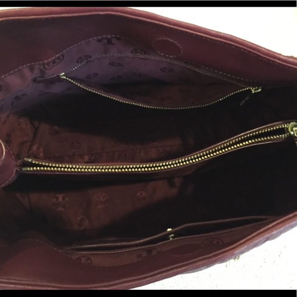 Tory Burch Marion Quilted Shoulder Tote - Picture 5 of 8